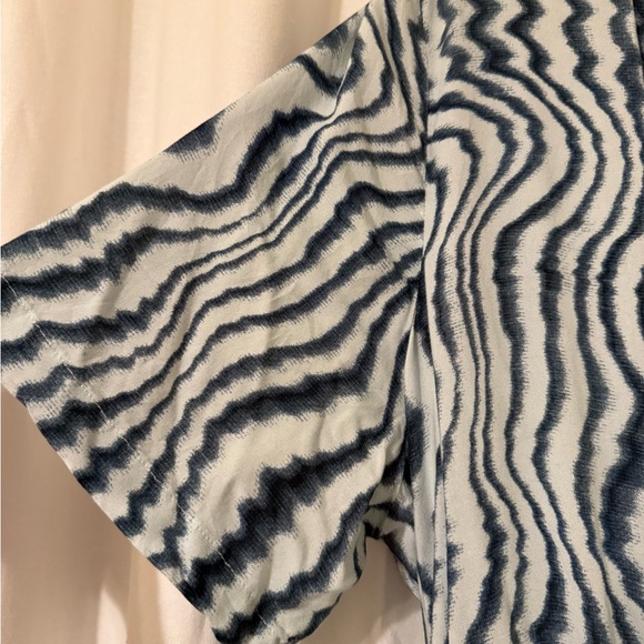 Patterned Jumpsuit - Picture 5 of 11